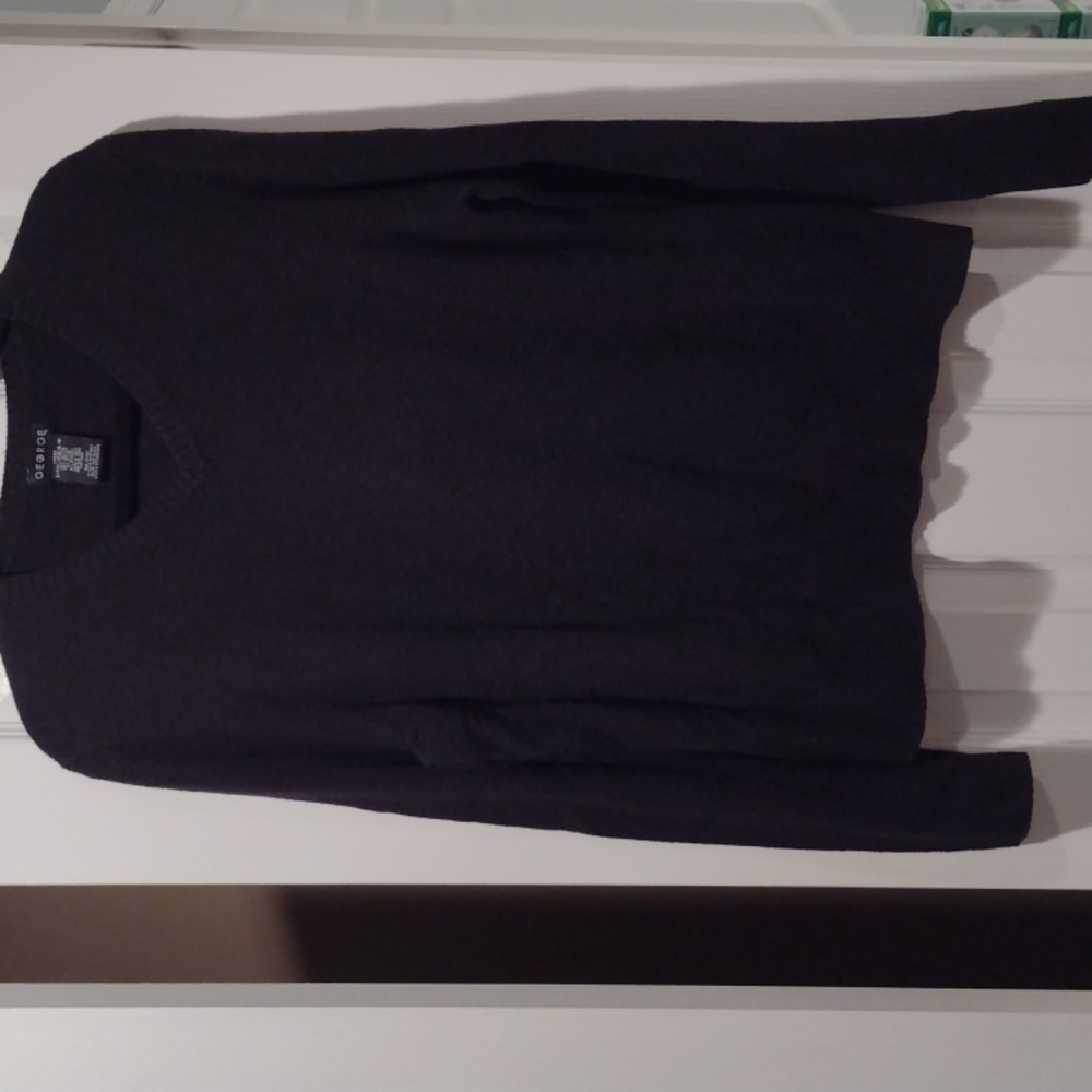 Black v-neck sweater